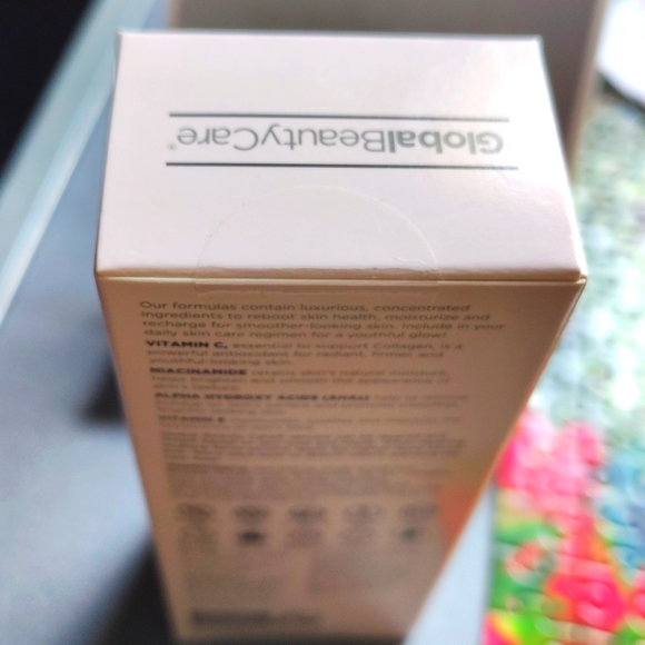 $6🌀🆕Boxed/Sealed Glowing Vitamin C Facial Serum - Clear 1oz NIP - Picture 6 of 6